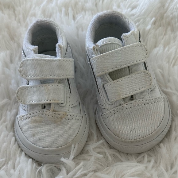 Vans Baby Toddler Old School V Velcro Shoe All White - Picture 2 of 6